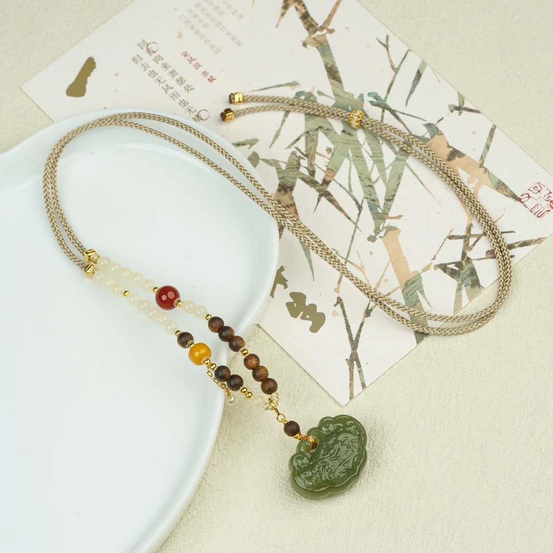 沉香【子安】海南绿奇楠沉香莲花如意锁4MM吊坠挂脖 Q3