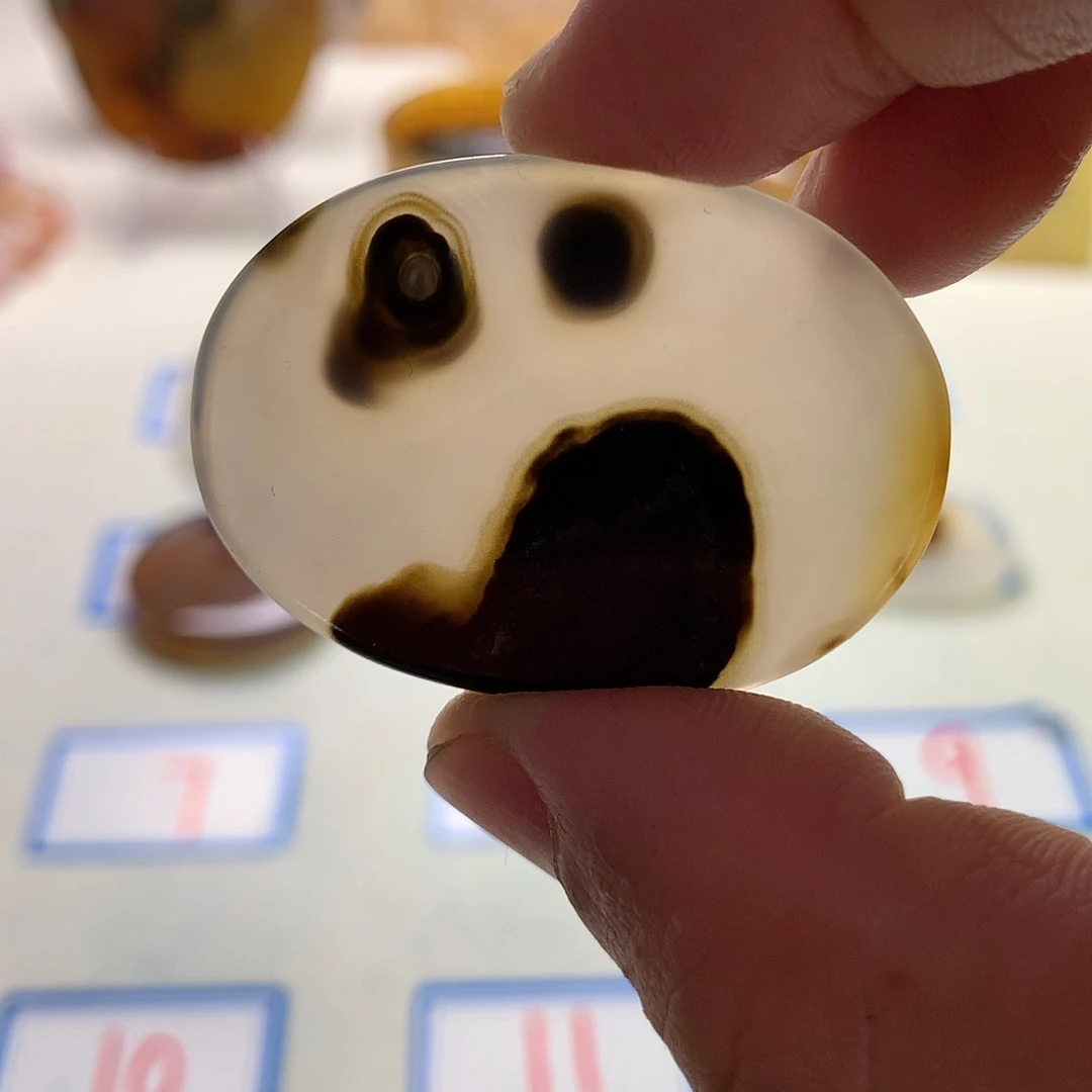 玛瑙/玉髓未镶嵌珠宝半成品