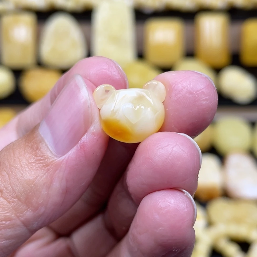 琥珀未镶嵌裸石琥珀蜜蜡