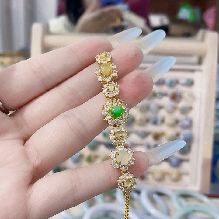 翡翠未镶嵌颈饰天然翡翠Ａ货