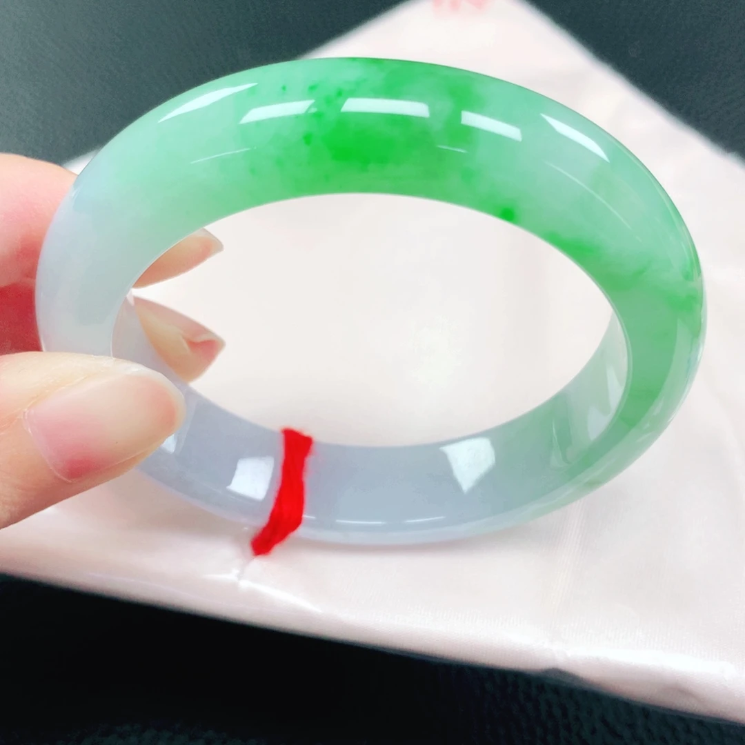 翡翠未镶嵌手镯53圈