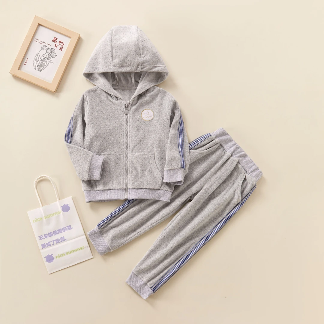 M6Q020891X009灰色套装