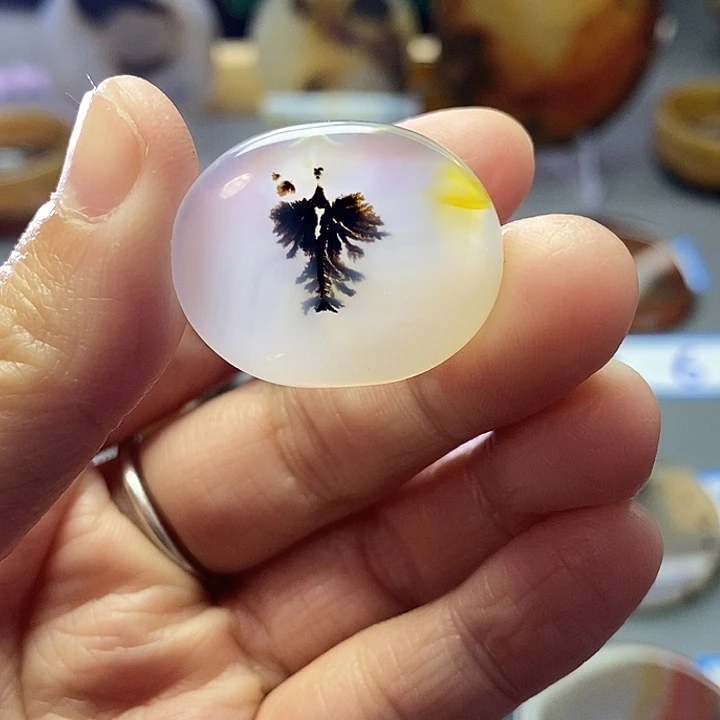 玛瑙/玉髓未镶嵌珠宝半成品33