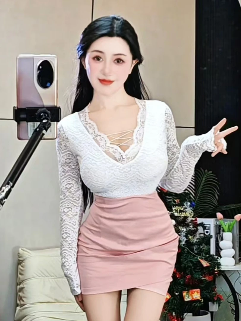 燃燃家纯欲辣妹秋冬加绒加厚蕾丝衫镂空短款交叉绑带白色上衣内搭