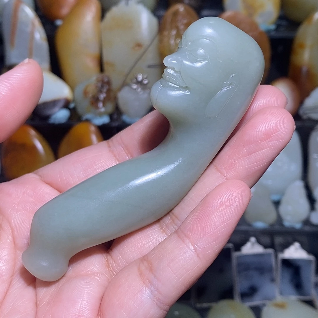 山***风和田玉未镶嵌颈饰