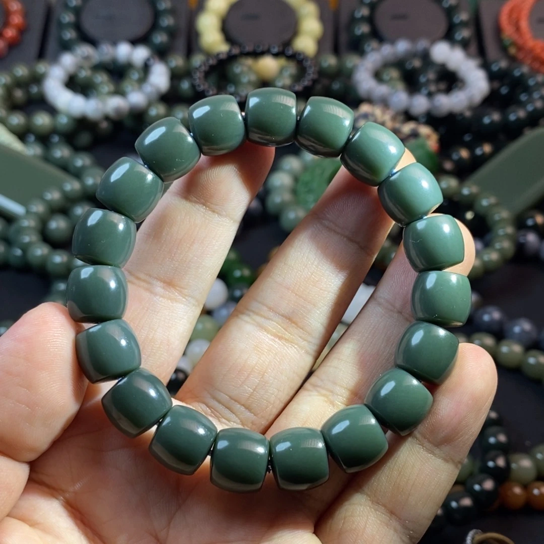 t***e和田玉未镶嵌颈饰