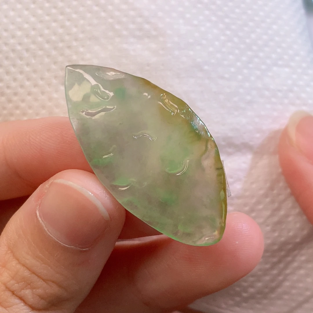 翡翠未镶嵌吊坠(不含链)7155