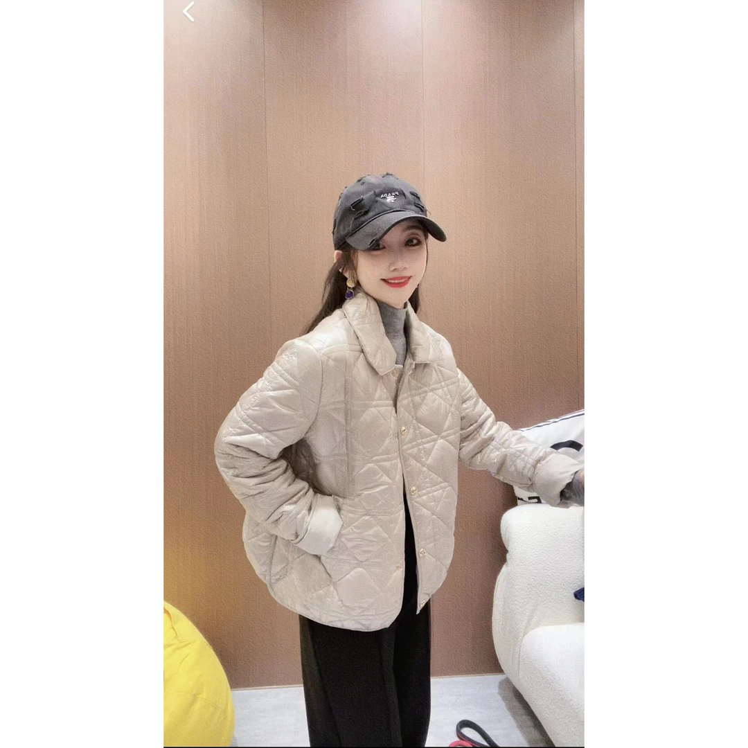 《CHUN》翻领金扣格子外套