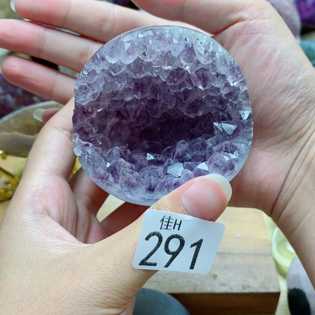 未镶嵌水晶大型摆件（非配饰）