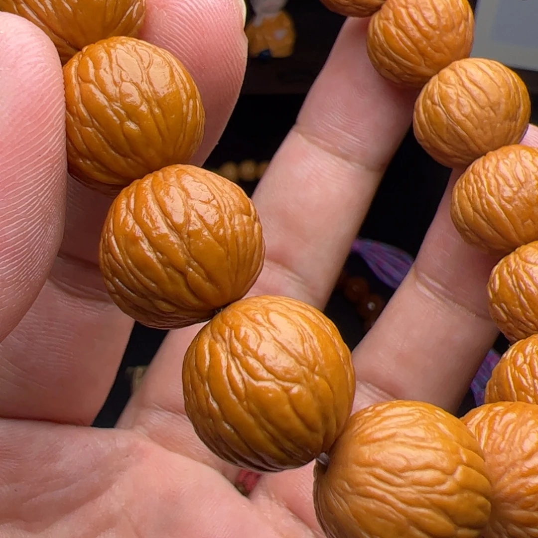 一***）吊坠猴头核桃噢看看