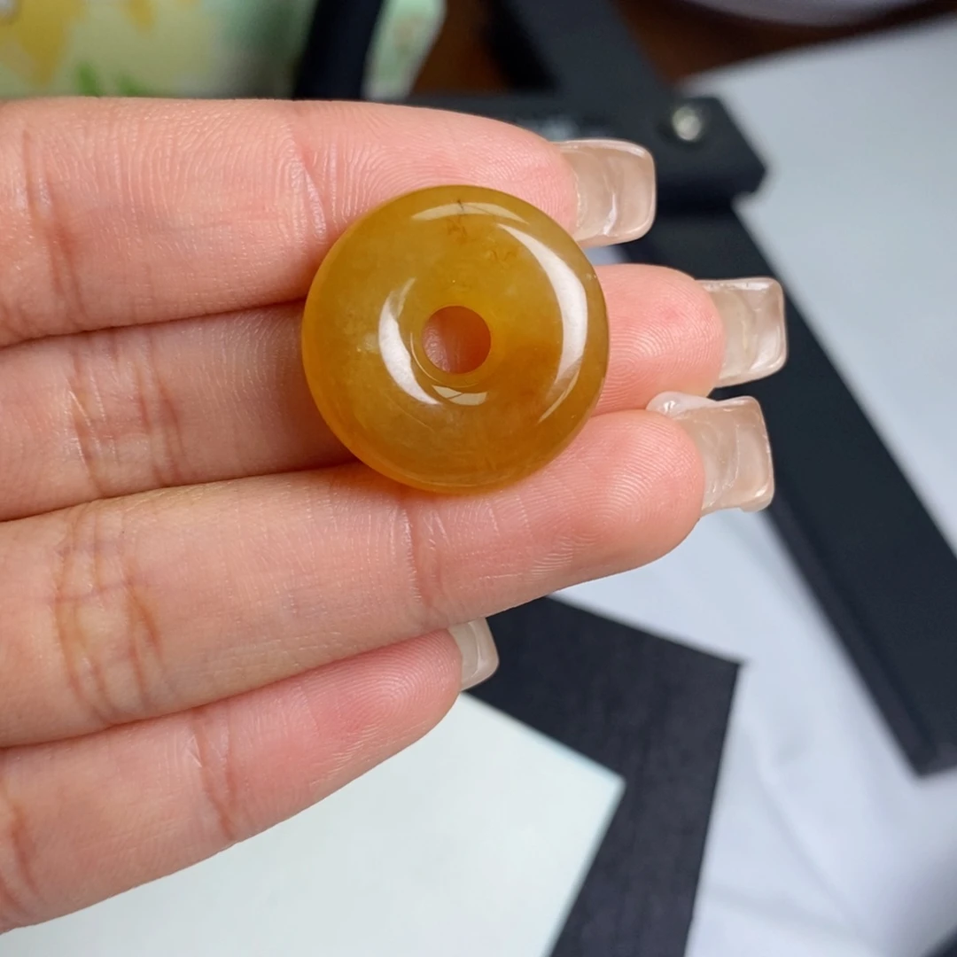 翡翠颈饰未镶嵌裸石甜甜圈