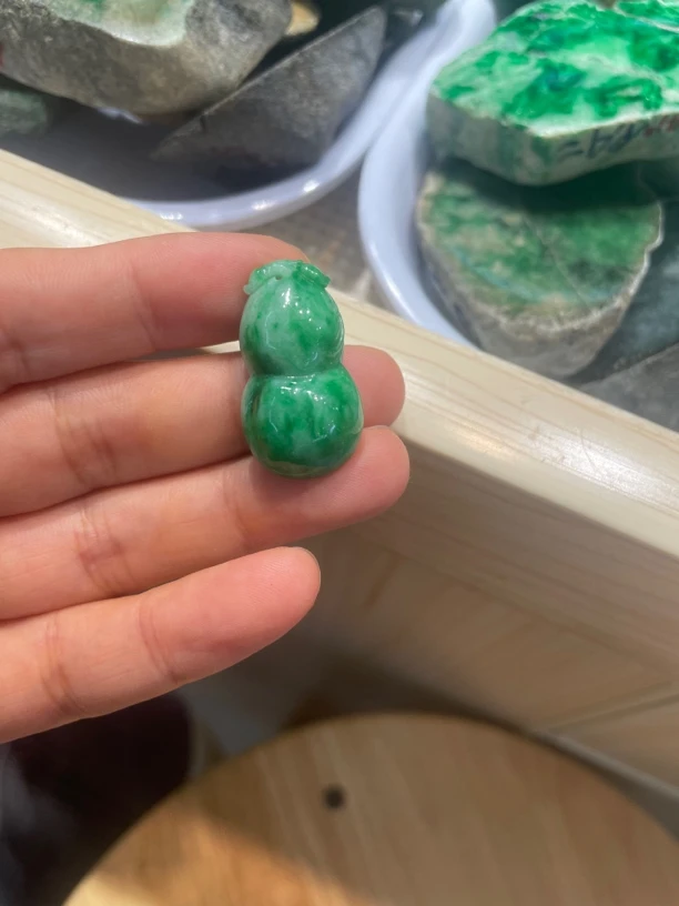翡翠A货 满色葫芦 天然老坑水润 福禄寿