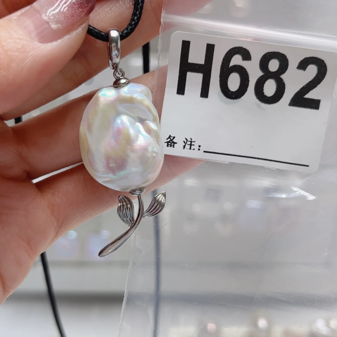 未镶嵌淡水珍珠颈饰