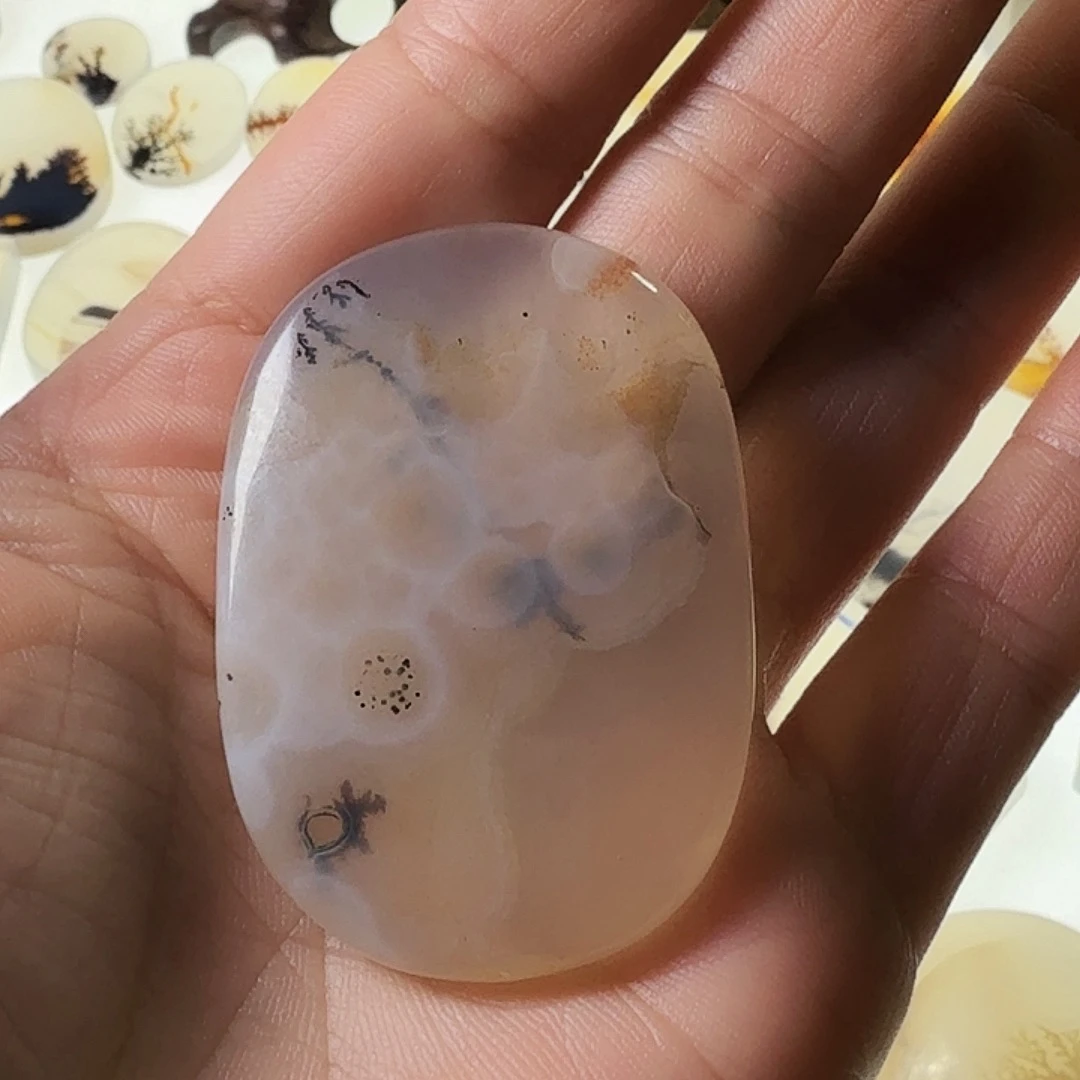 玛瑙/玉髓未镶嵌珠宝半成品
