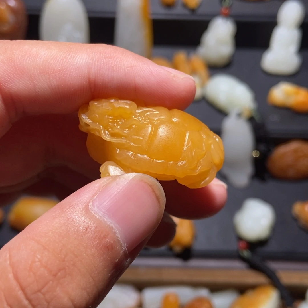 和田玉未镶嵌颈饰姜*好