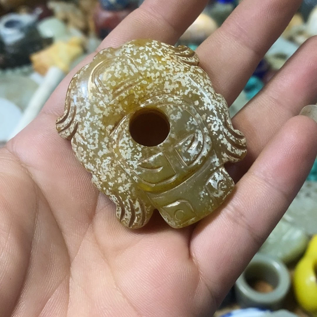 和田玉（糖玉）未镶嵌挂件