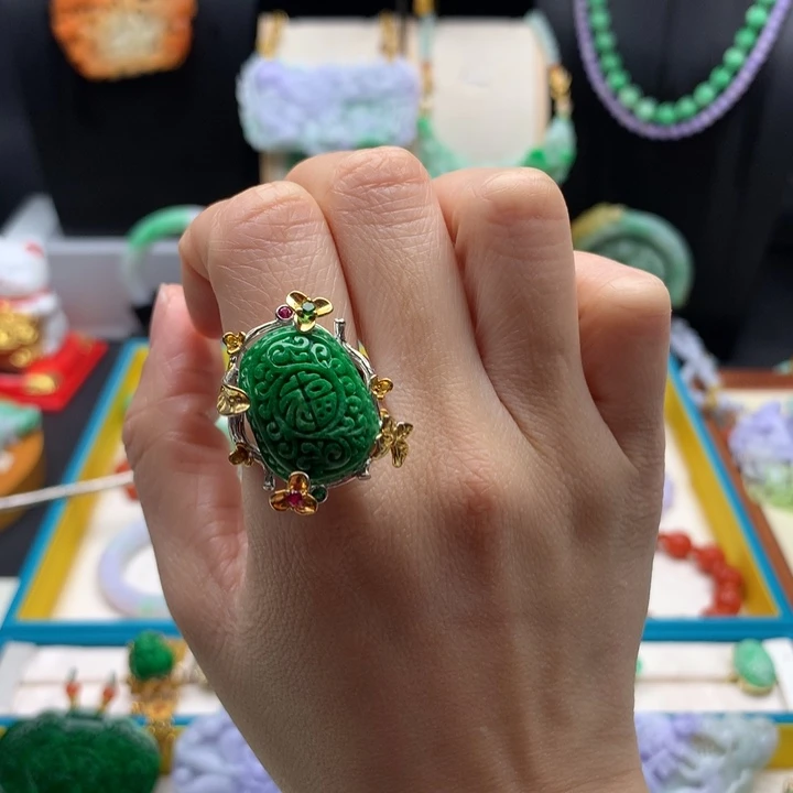 翡翠戒指未镶嵌翡翠戒指