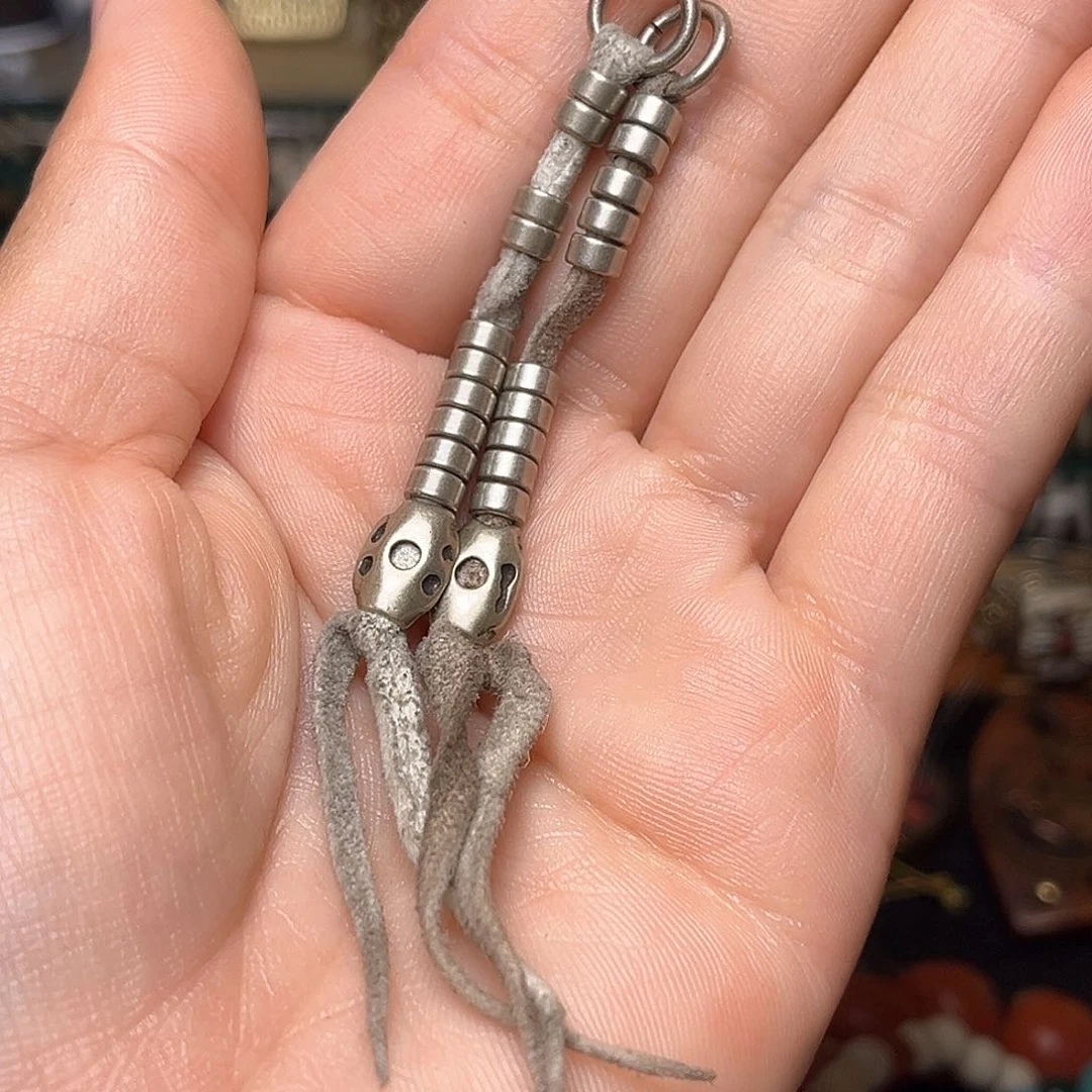 杜*藏地朵朵铜制工艺品