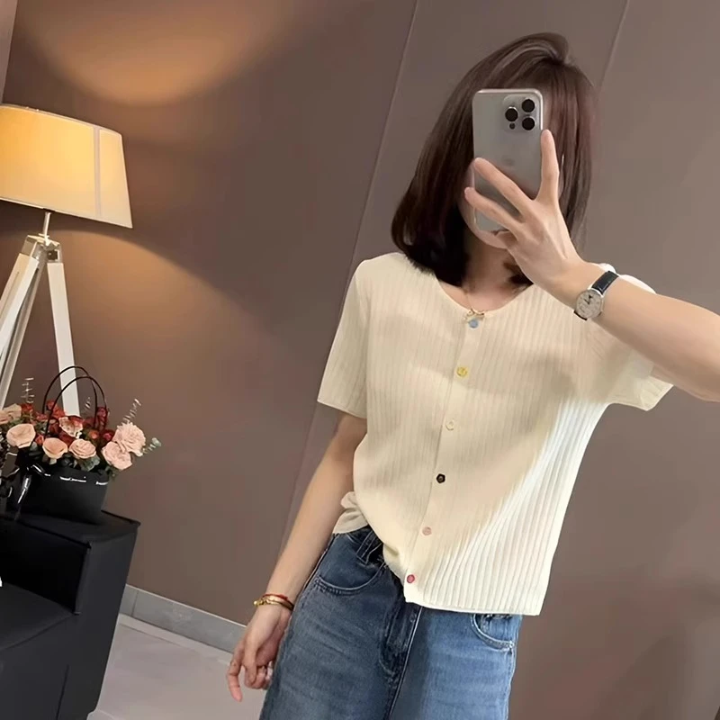芊芊芙薄款冰丝正肩短袖针织开衫女2025新款夏季休闲显瘦百搭上衣