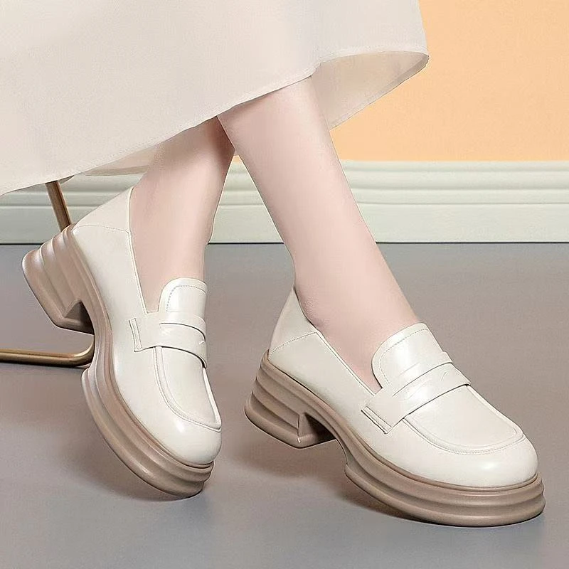 【翘颜品牌】春秋英伦风百搭设计感舒适软底软面高级简约单鞋1613