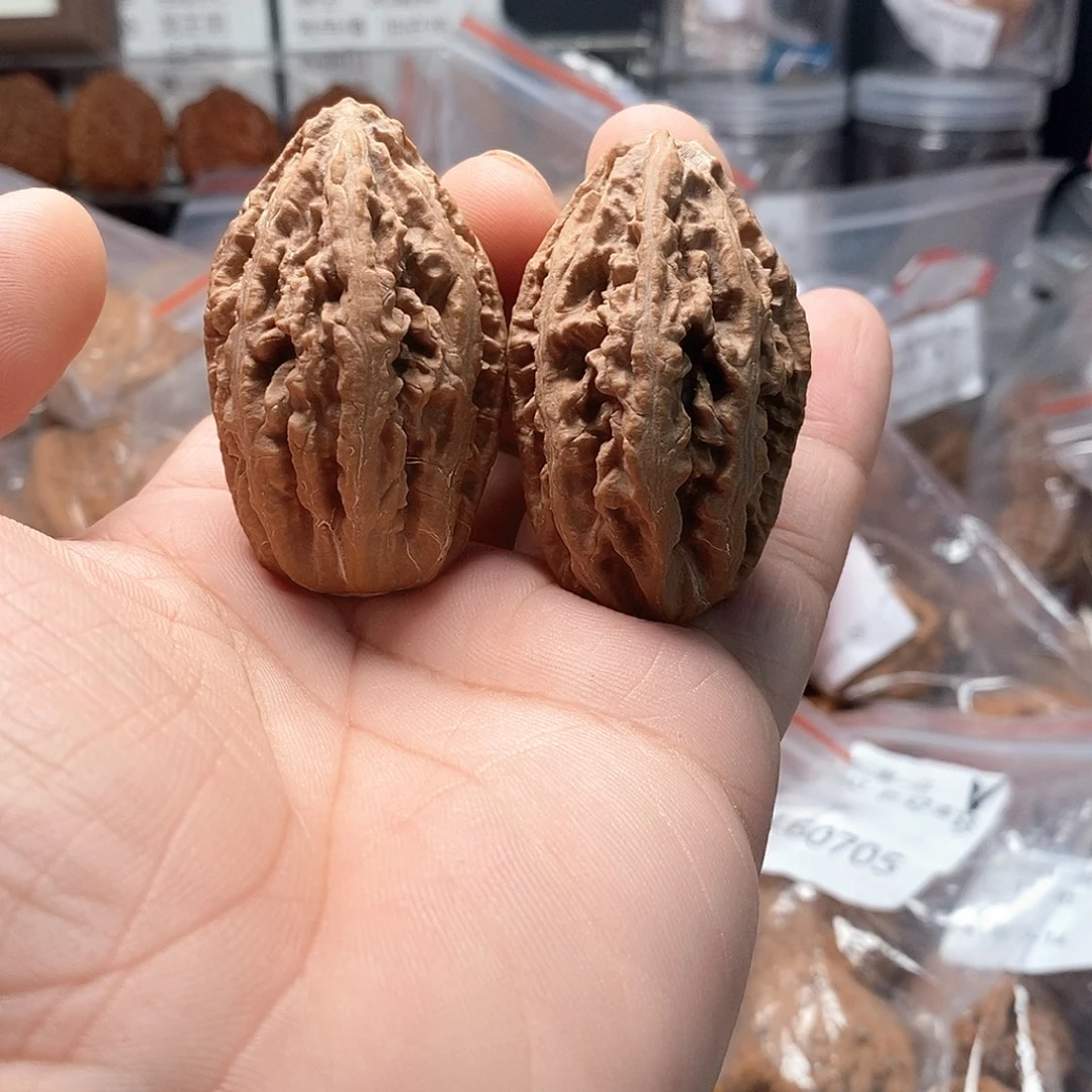 文玩核桃龙纹瓜条423