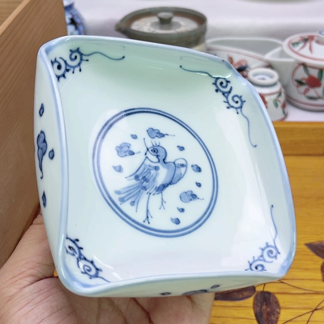 墨****瓷片欢迎光临美桃儿～