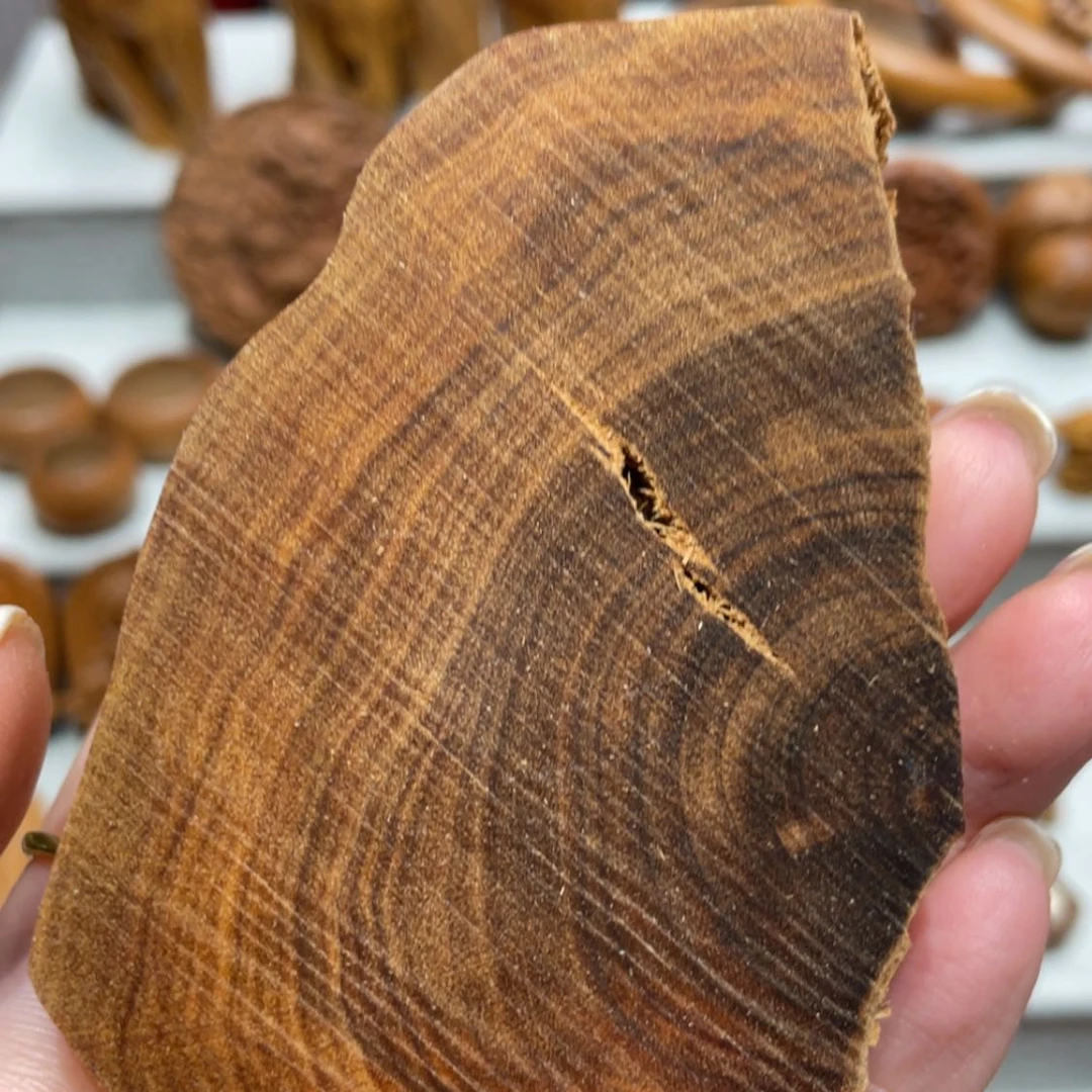 【闪购商品】檀香木吊坠东**俊小吊坠药香味