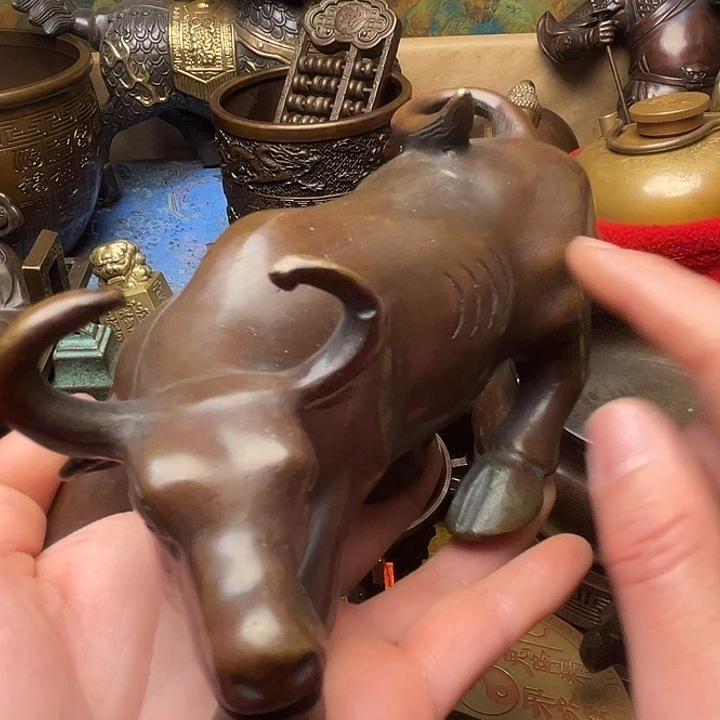 精美铜器批发档口