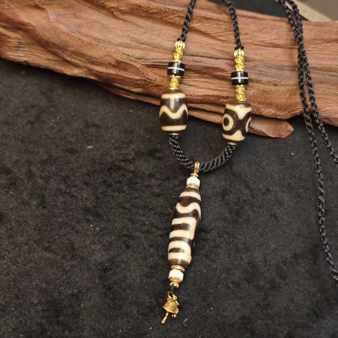 【索兰仁钦】玛瑙息增怀 水纹猫三 项链 A1137