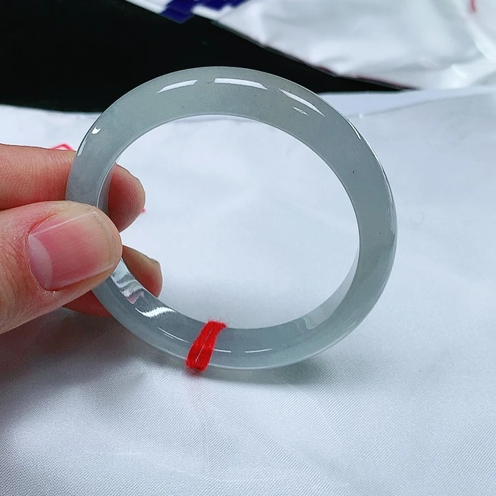 翡翠手镯未镶嵌天然翡翠手镯