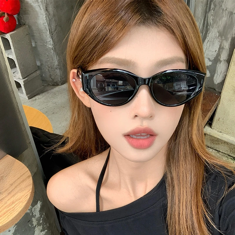 槑槑哒复古辣妹猫眼墨镜显脸小适合户外拍照欧美风防紫外线太阳镜