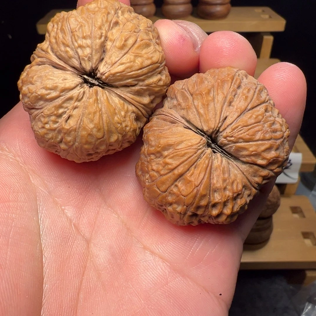 文玩核桃吊坠秦权42mm