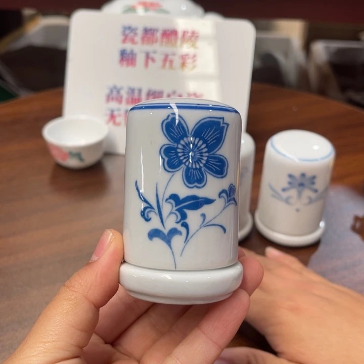 醴陵釉下彩牙签筒