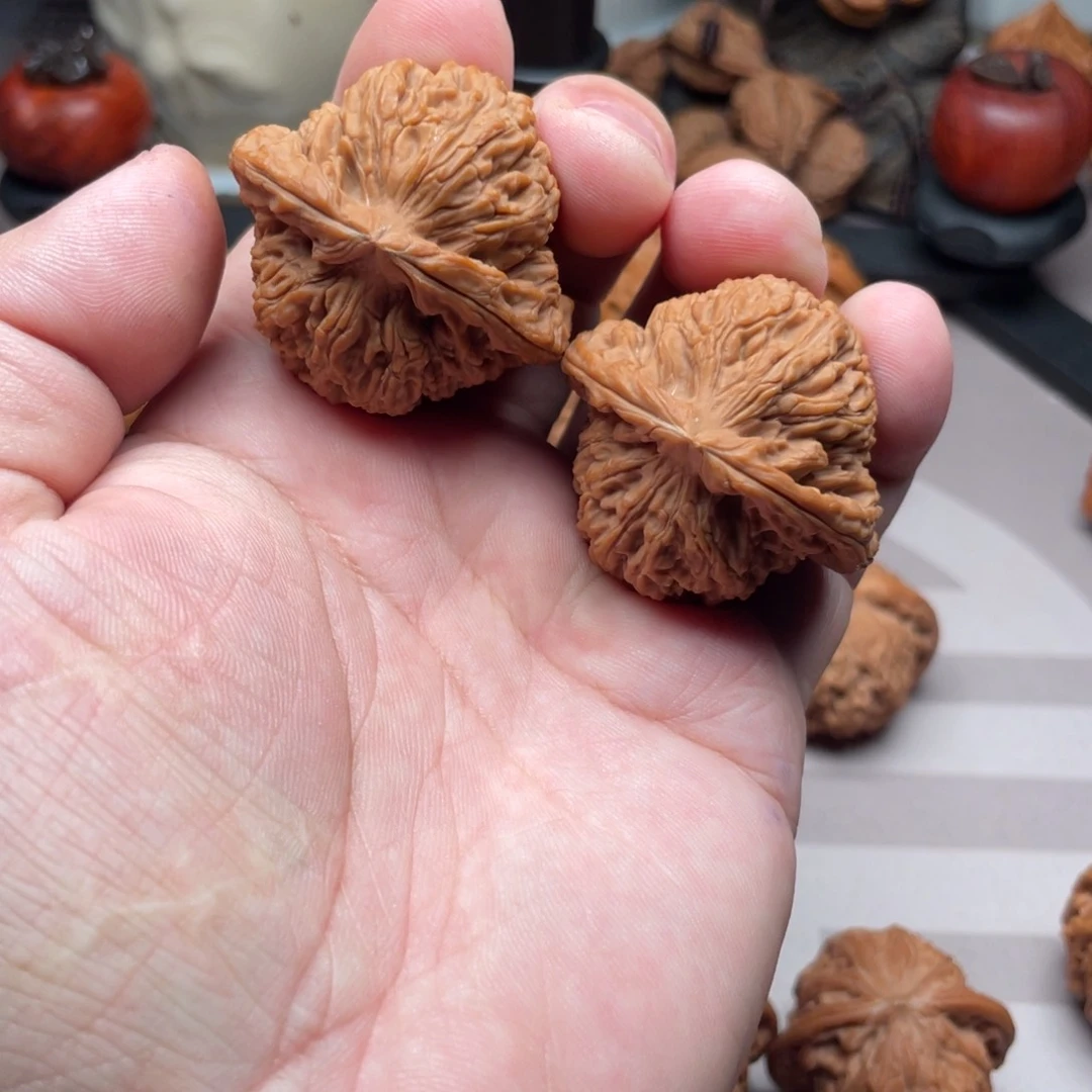 文玩核桃吊坠牛****)南疆