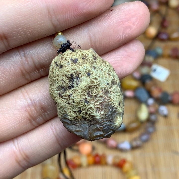 玛瑙/玉髓珠宝半成品未镶嵌五**果