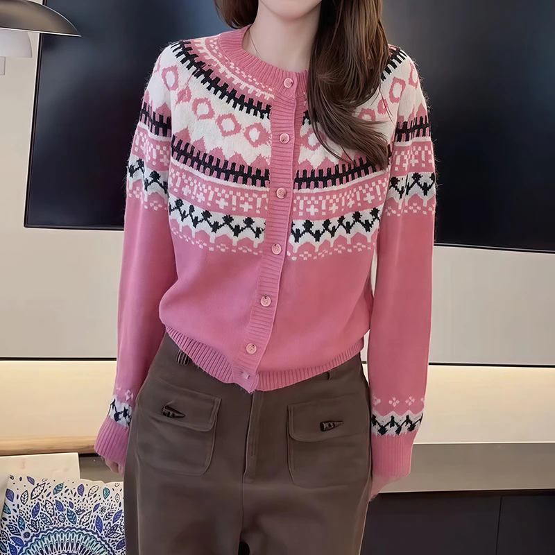 欧货高端定制减龄粉色针织衫上衣女2025秋冬新款加厚优雅毛衣开衫