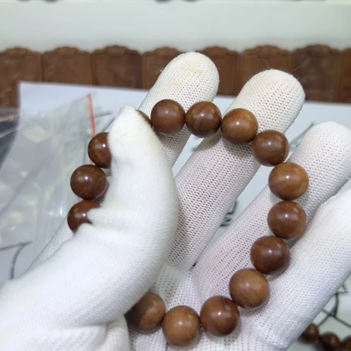 木檀香木1.2瑕疵………..