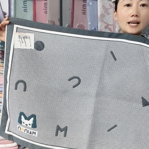 棉纱布黑色字母小狗纯棉