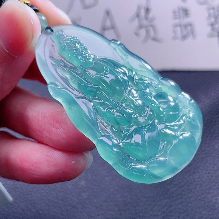 翡翠颈饰未镶嵌99999999