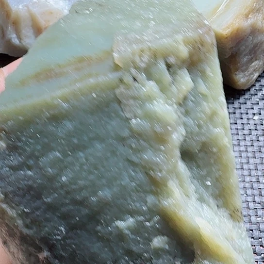 和田玉（糖玉）未镶嵌珠宝半成品