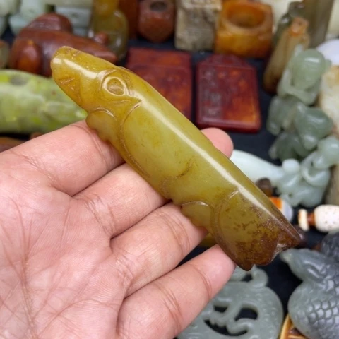 蛇纹石玉未镶嵌颈饰34