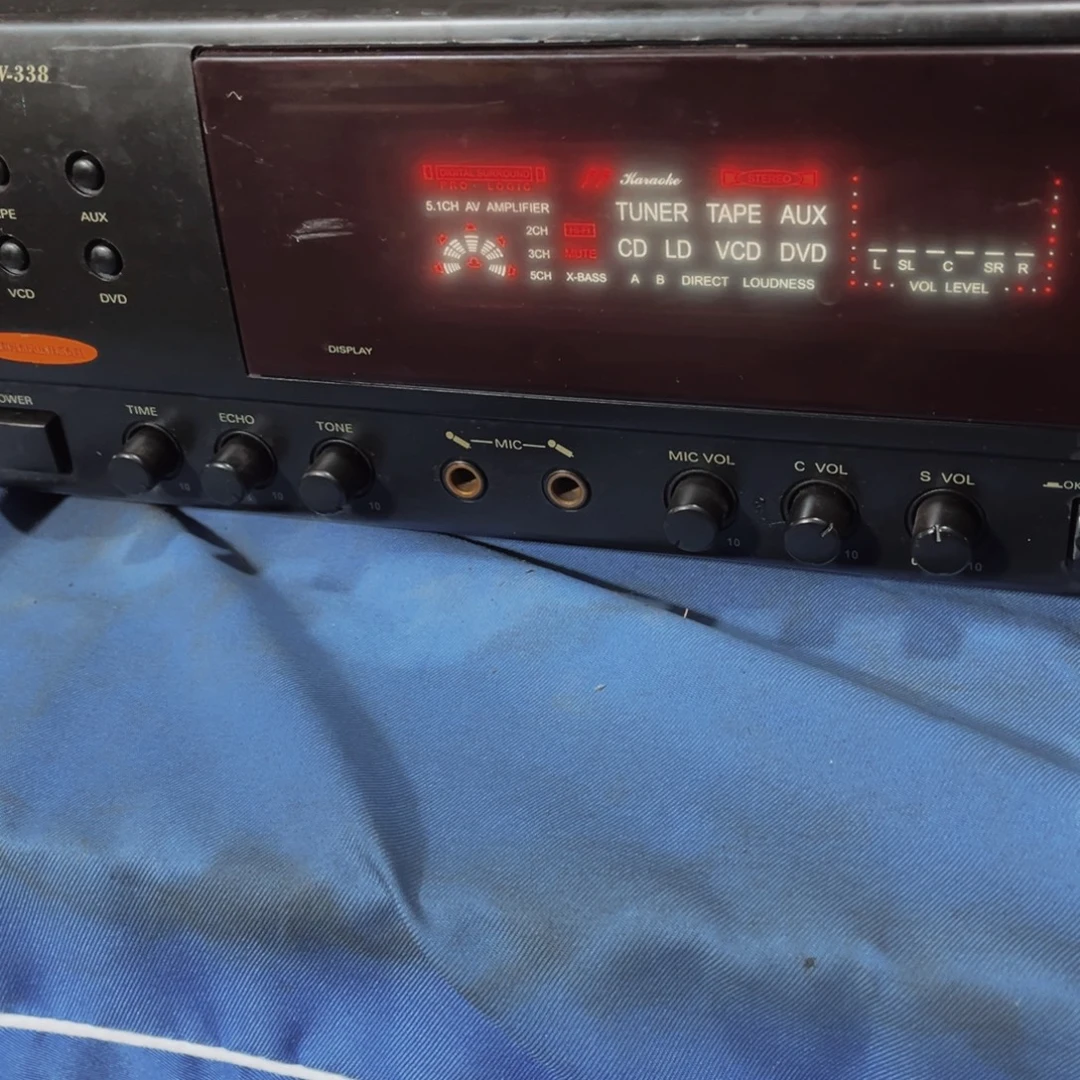 8新一个能出声的功放，电位器坏了3个，包邮