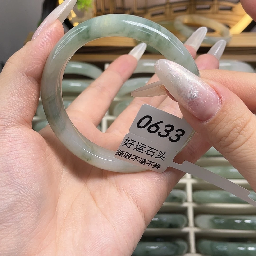 石英质玉未镶嵌手镯0633