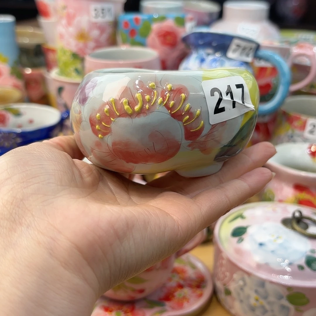 瓷片兔兔盖茨。兔兔好