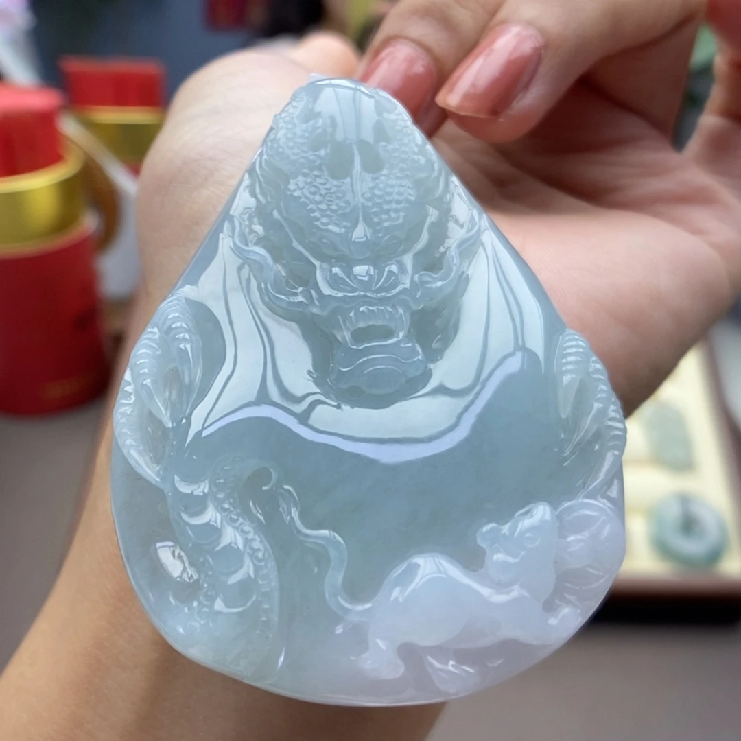 翡翠未镶嵌颈饰吊坠71