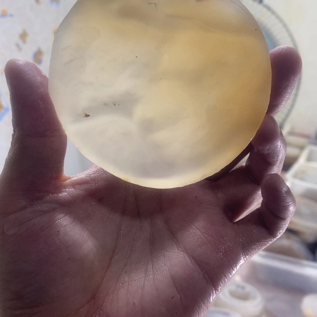 定制玛瑙咸*烹咸鱼52圈口玛瑙手镯定制