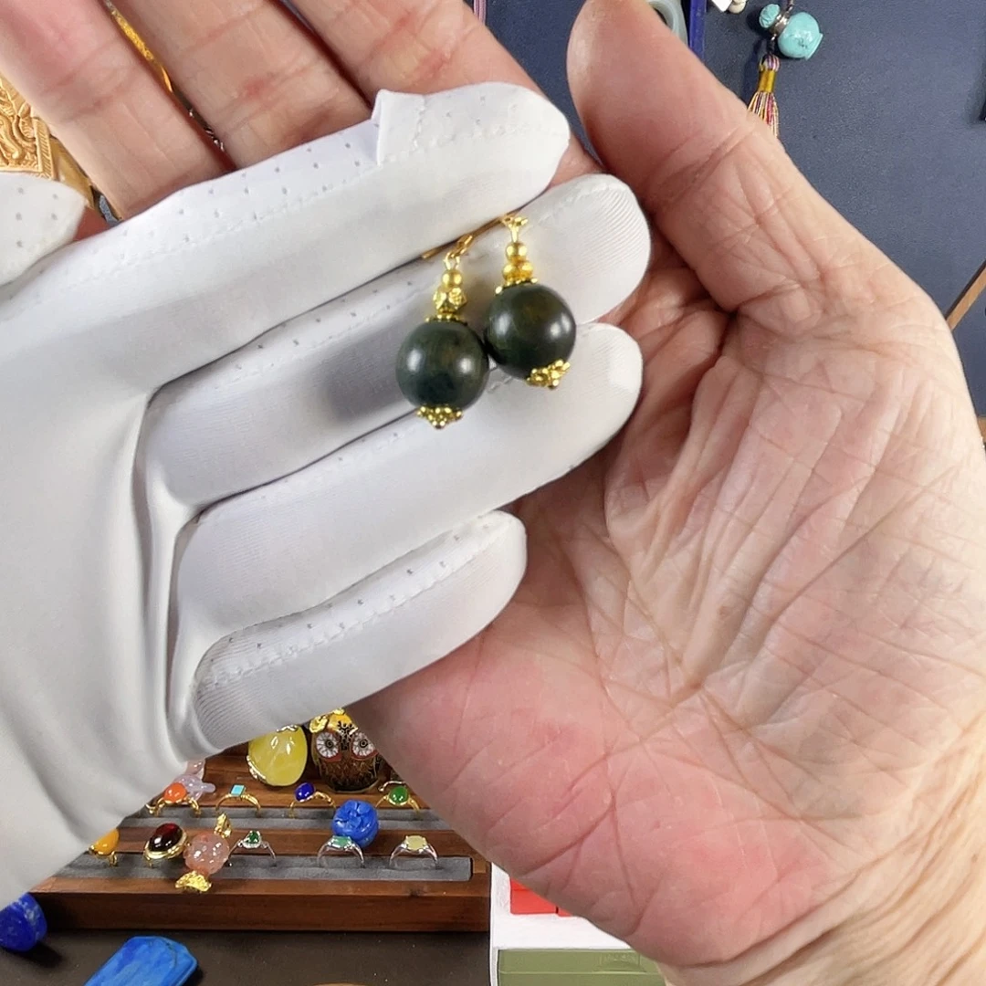 维腊木（绿檀）绿檀圆珠设计耳坠