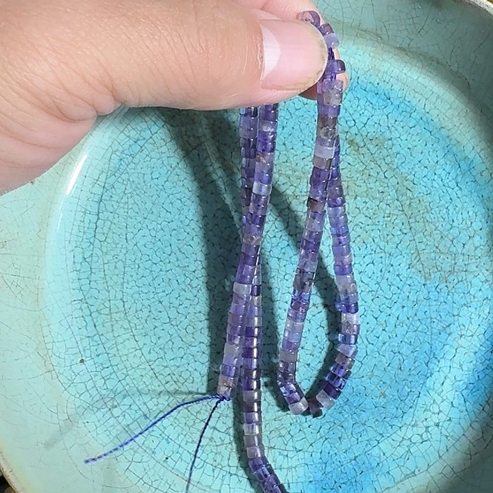 摆件瓷器等艺术作品多次