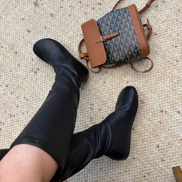 MANIKA GUAN 爆款长筒真皮时装靴老钱经典百搭女靴———黑鸭子