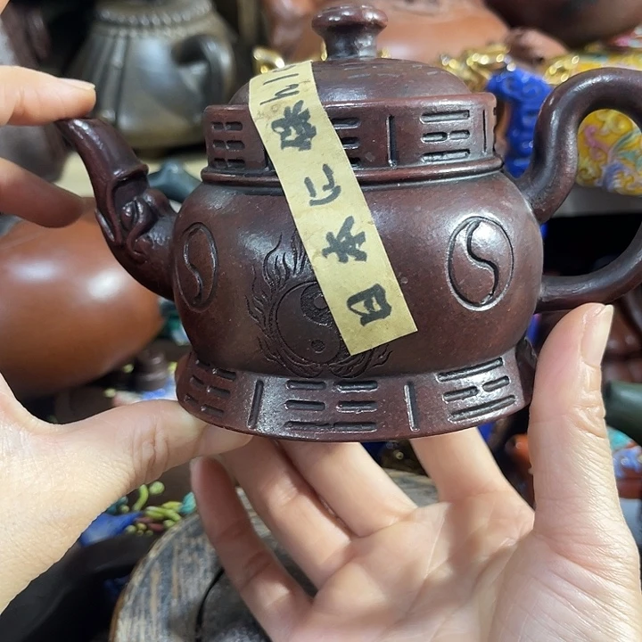 茶壶紫泥原创泥料手工制作的一把紫砂壶。